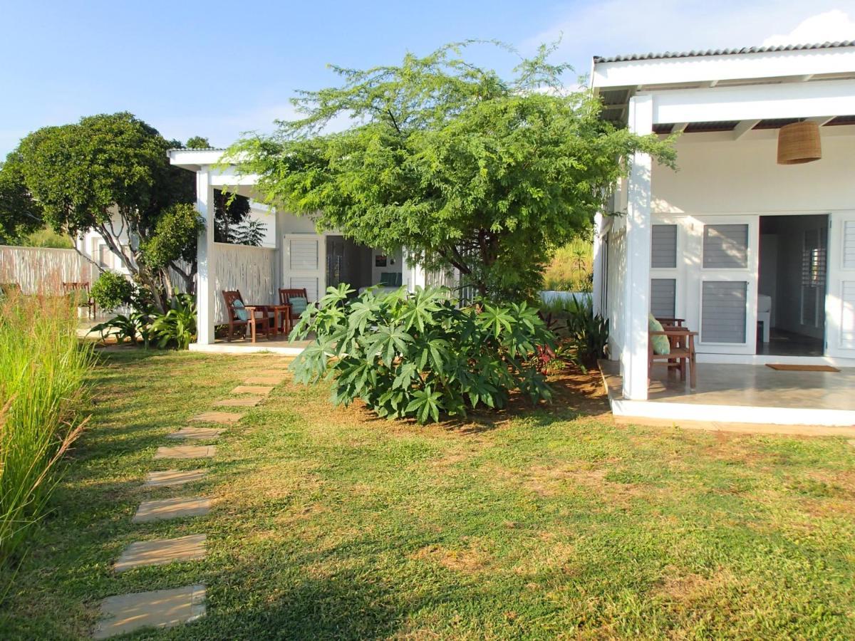 77 West Boutique Hotel Treasure Beach Exterior foto